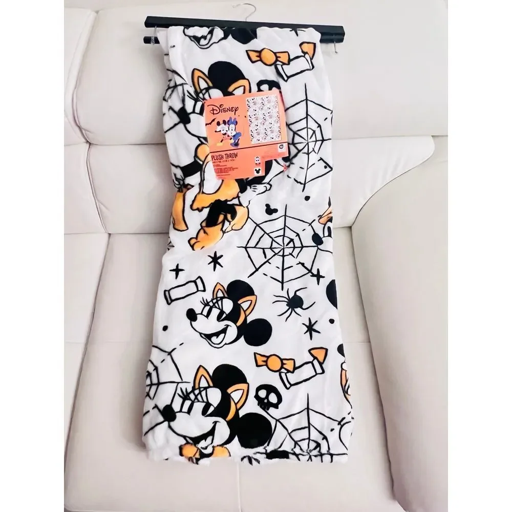 Mickey and Minnie Halloween Throw